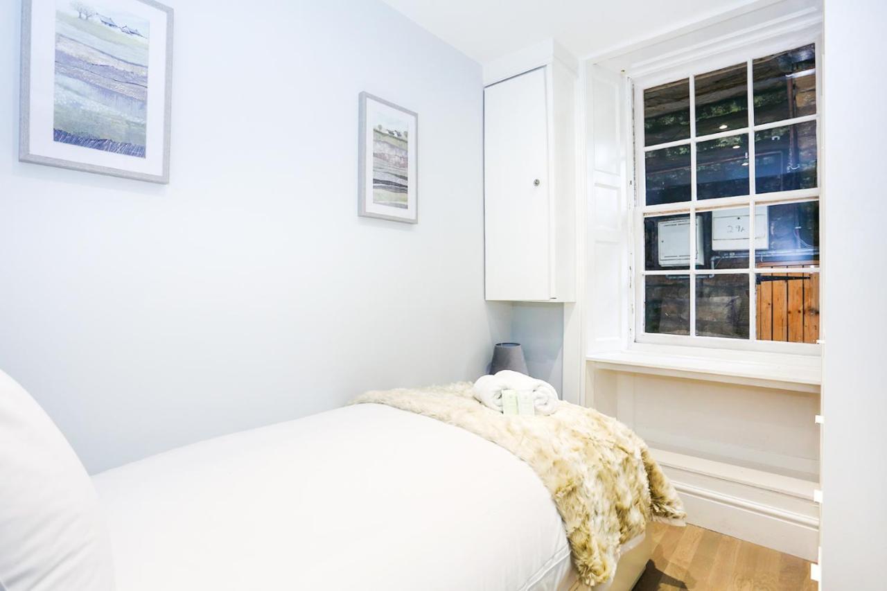 Ultra Modern, Stylish Apartment Next To Princes St Εδιμβούργο Εξωτερικό φωτογραφία