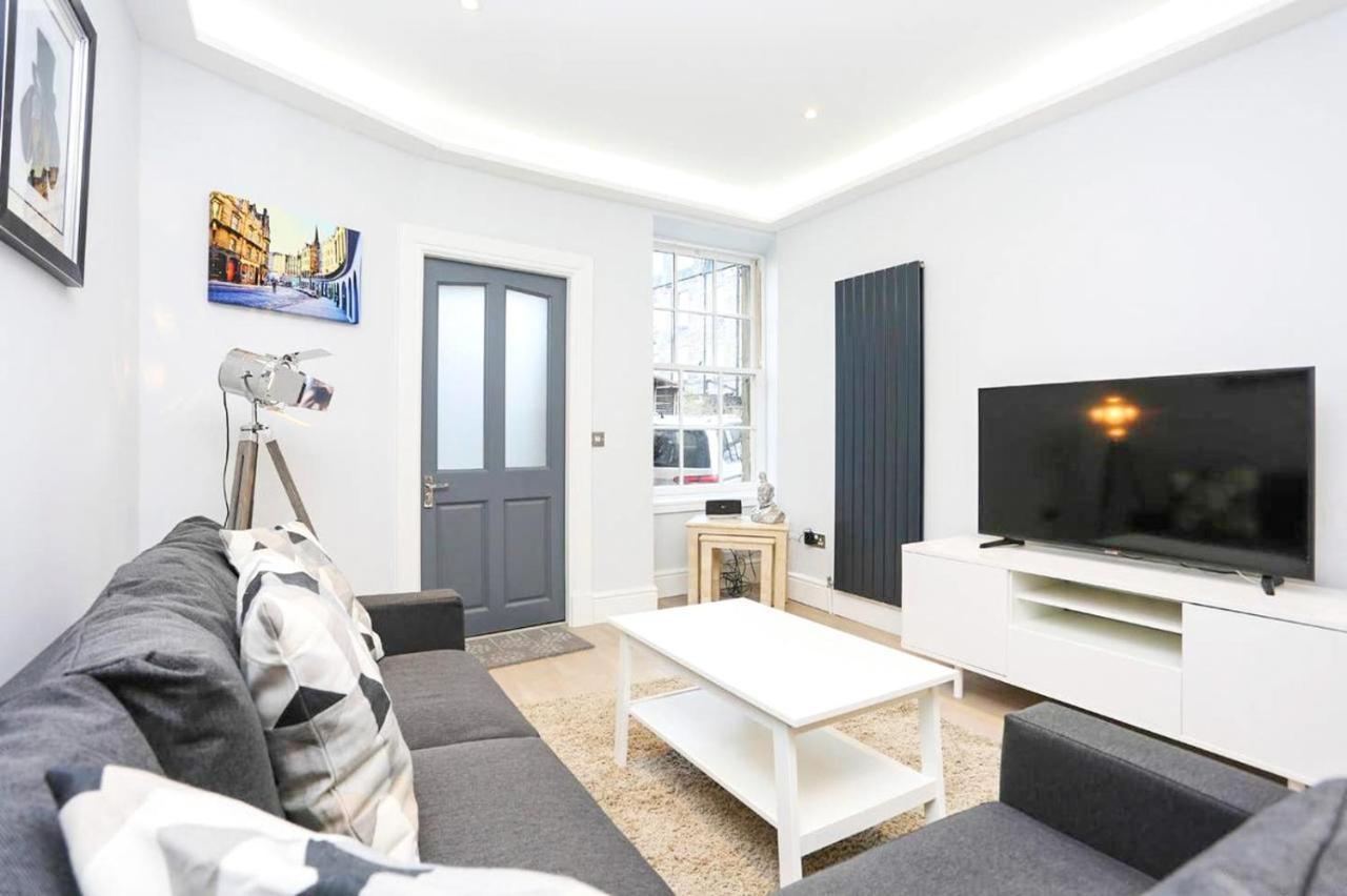 Ultra Modern, Stylish Apartment Next To Princes St Εδιμβούργο Εξωτερικό φωτογραφία