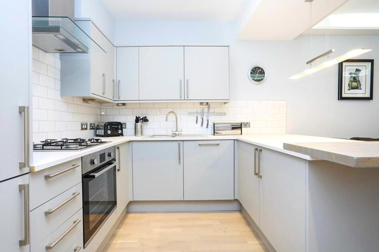 Ultra Modern, Stylish Apartment Next To Princes St Εδιμβούργο Εξωτερικό φωτογραφία