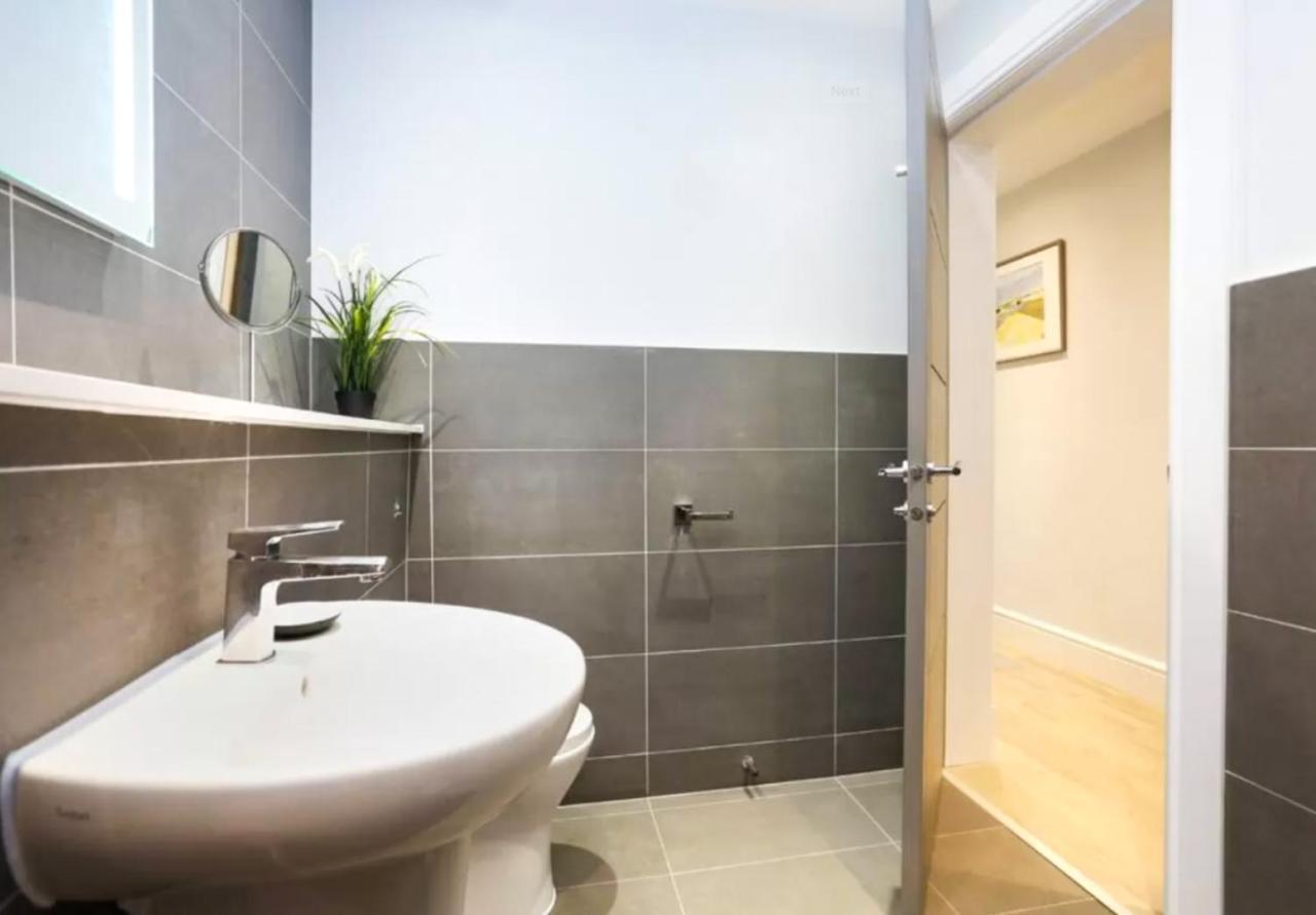 Ultra Modern, Stylish Apartment Next To Princes St Εδιμβούργο Εξωτερικό φωτογραφία