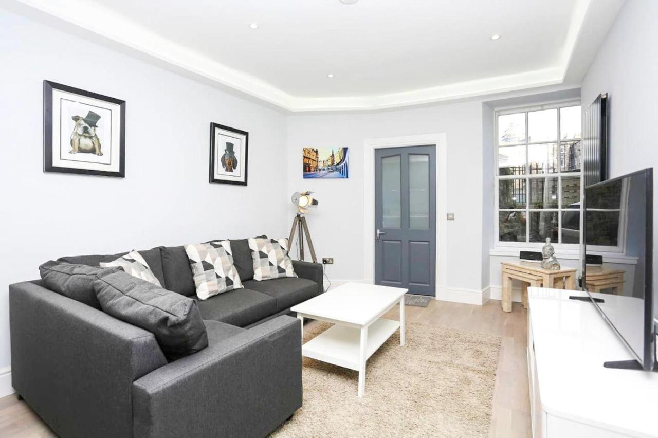Ultra Modern, Stylish Apartment Next To Princes St Εδιμβούργο Εξωτερικό φωτογραφία